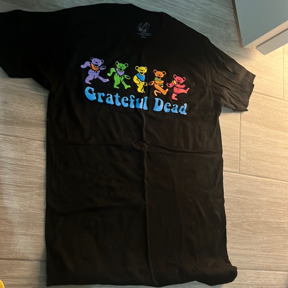 “grateful dead” shirt